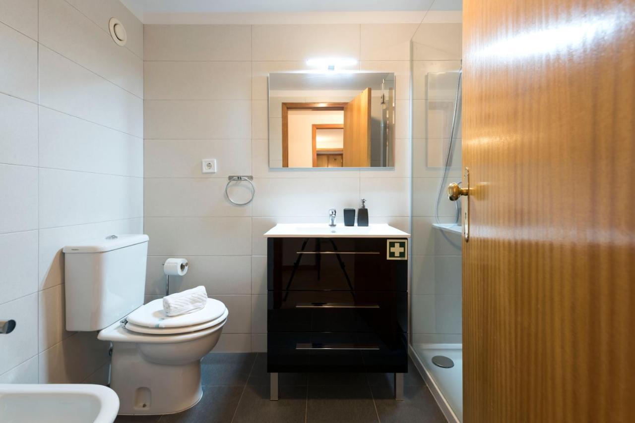 Lovelystay - The Porto Getaway Duplex - Free Parking Екстер'єр фото