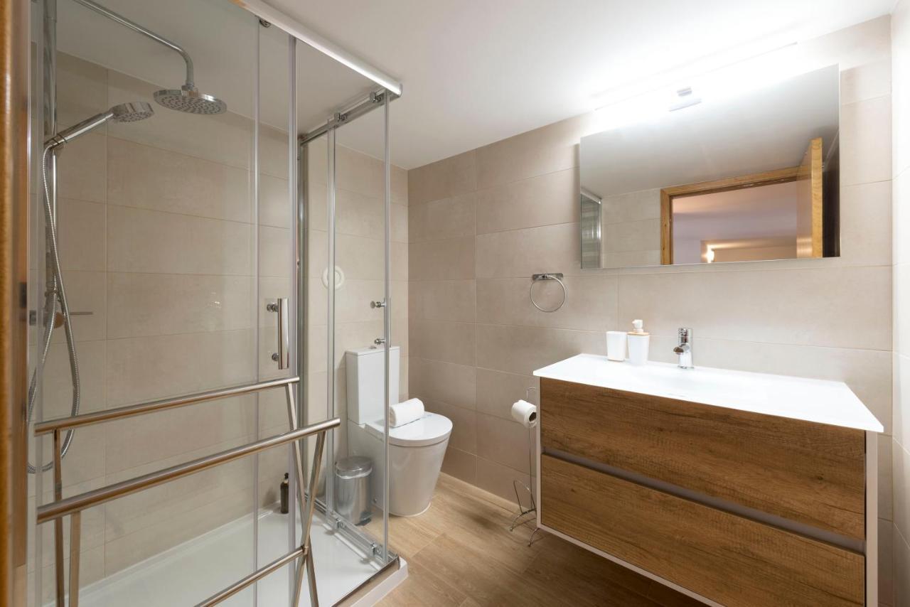 Lovelystay - The Porto Getaway Duplex - Free Parking Екстер'єр фото