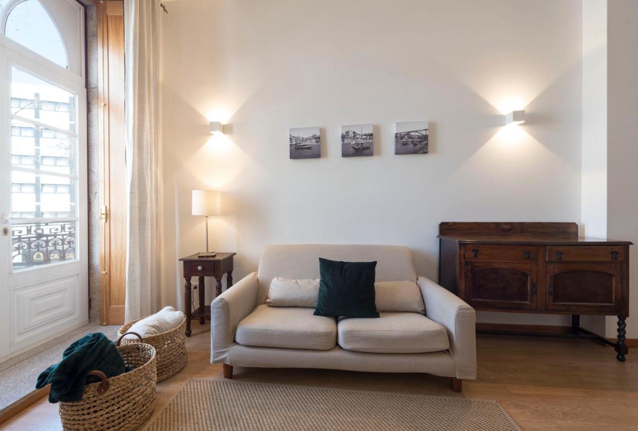 Lovelystay - The Porto Getaway Duplex - Free Parking Екстер'єр фото