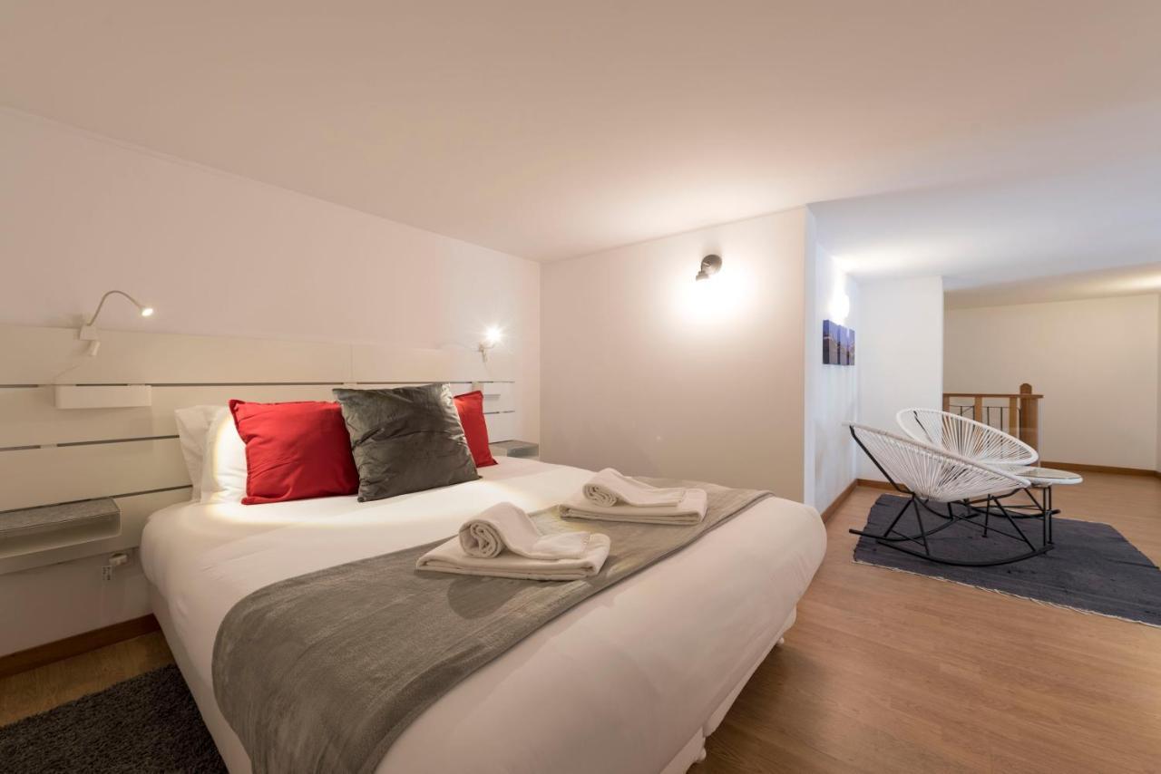 Lovelystay - The Porto Getaway Duplex - Free Parking Екстер'єр фото